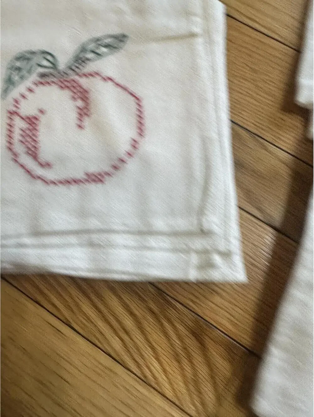 7 VTG Embroidered Tea Towels Cat Turtle Fruit Vegetables Farmhouse Cottagecore